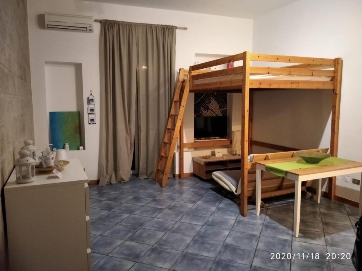 Mariantomare Casa Vacanze Monolocale Lungomare Барі Екстер'єр фото